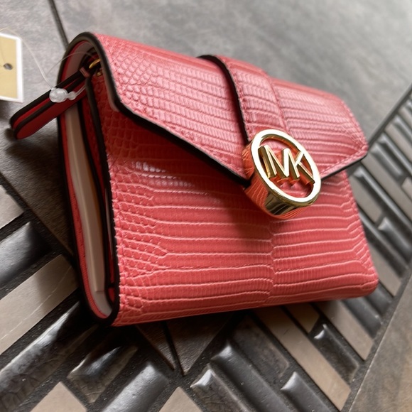 MICHAEL KORS CARMEN MEDIUM FLAP LOGO BIFOLD WALLET GRAPEFRUIT - Picture 9 of 16